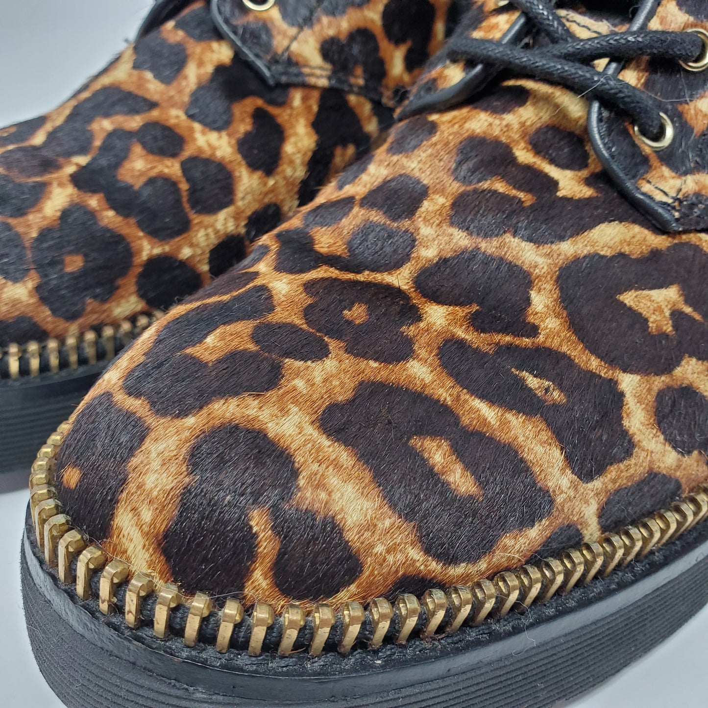 Michael Kors Faux fur leopard print boots women's Size 7.5