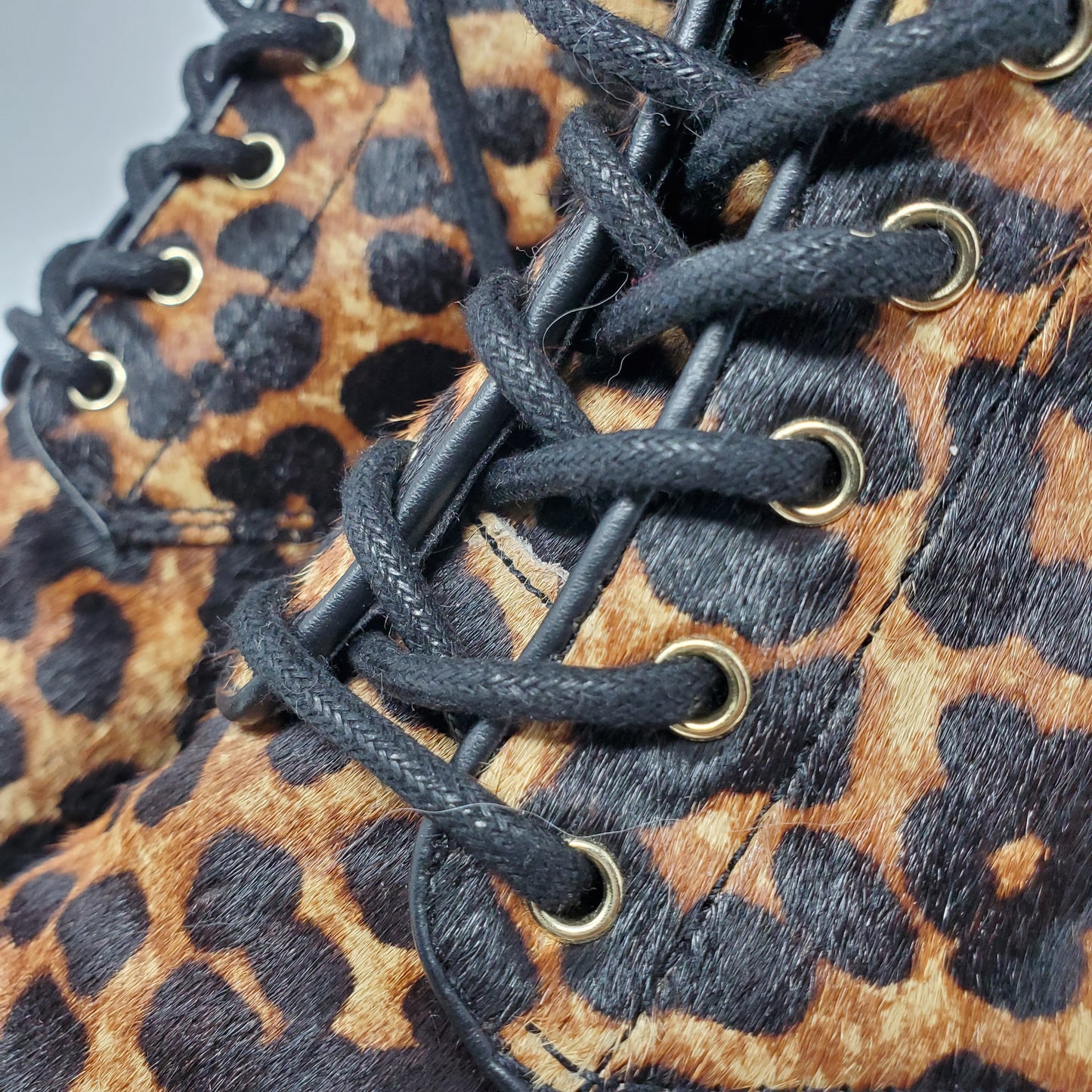 Michael Kors Faux fur leopard print boots women's Size 7.5