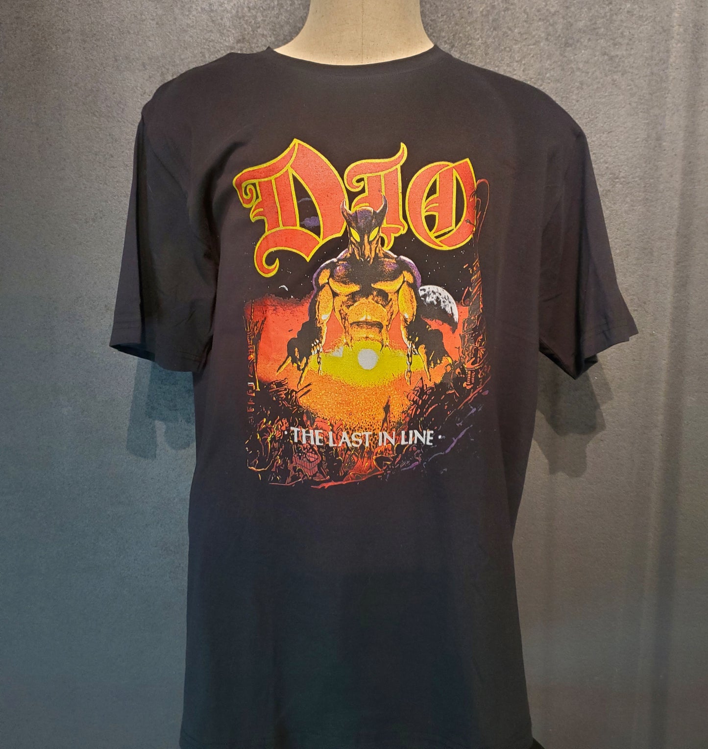 Dio "The Last in Line" T-shirt XL