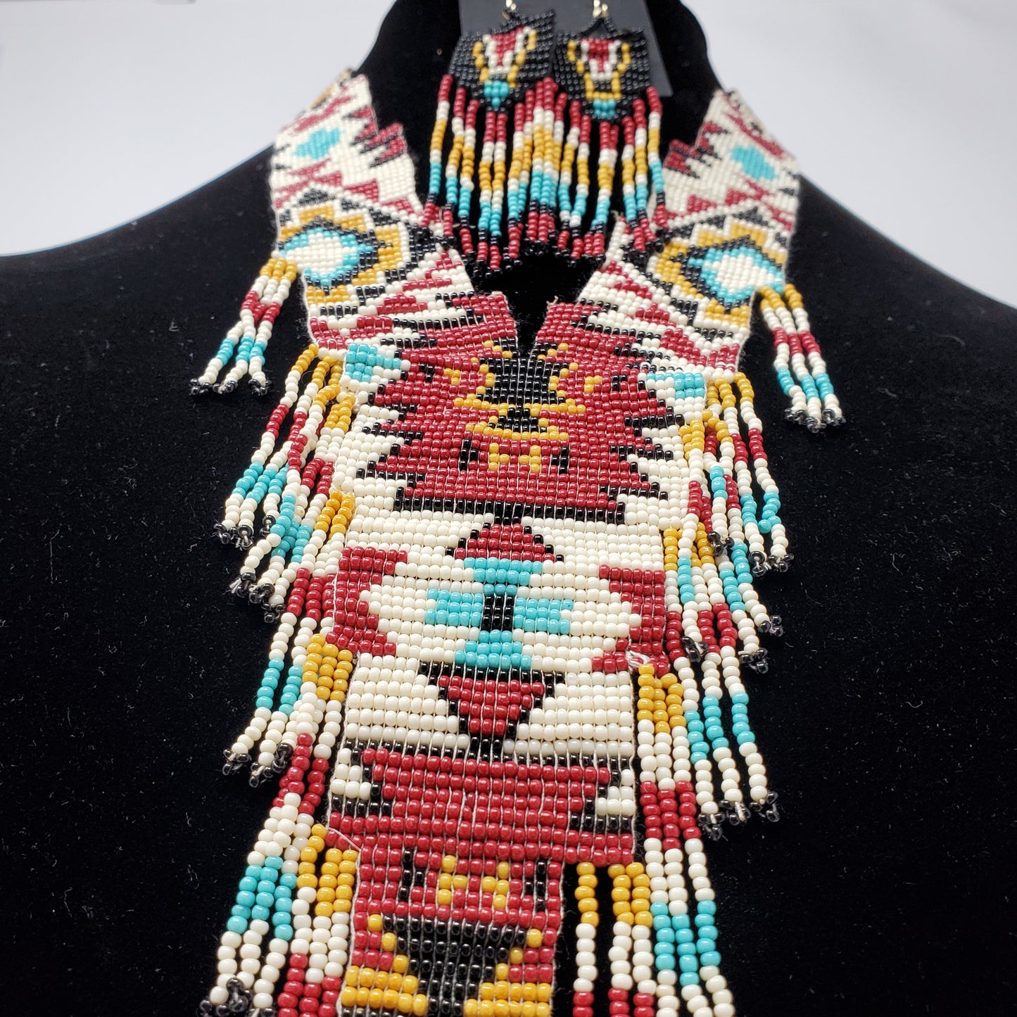 Southwestern Style Seedbead Necklace with Earrings.