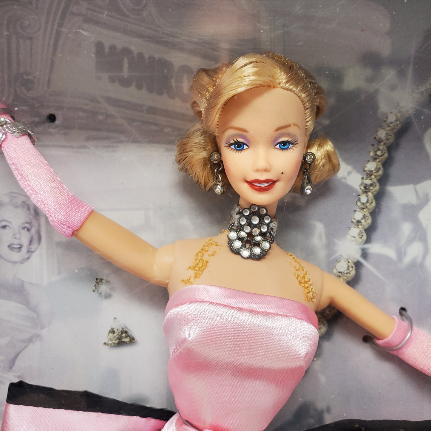 Barbie as Marilyn Monroe "Gentlemen Prefer Blondes" Hollywood Legends Collections Collector Edition 1997