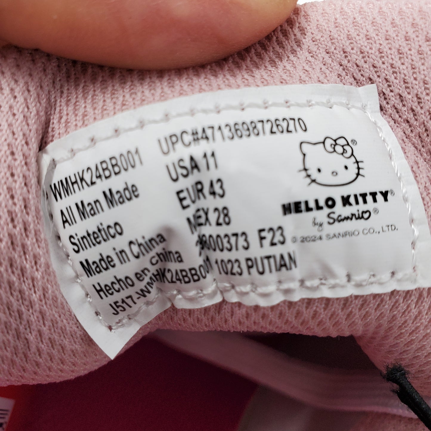 Hello Kitty Womens Sneaker by Sanrio Size 11 NWT