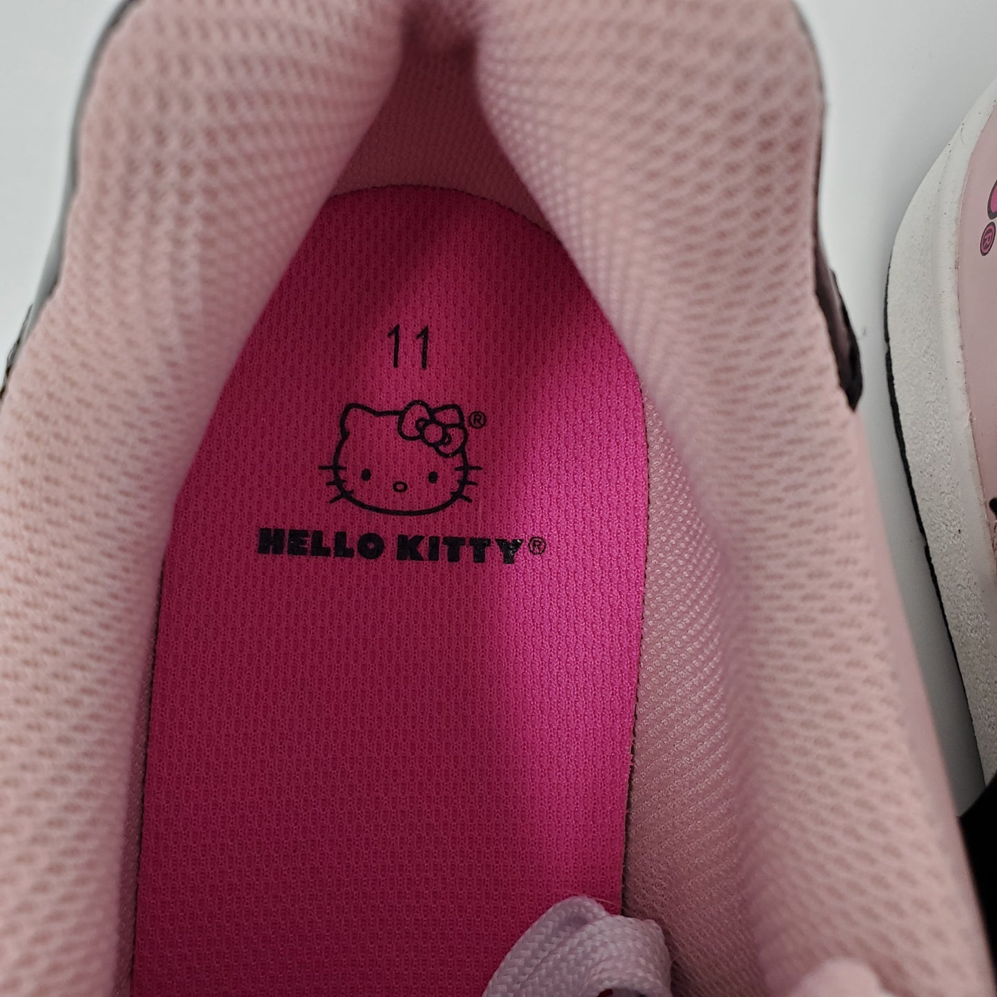 Hello Kitty Womens Sneaker by Sanrio Size 11 NWT