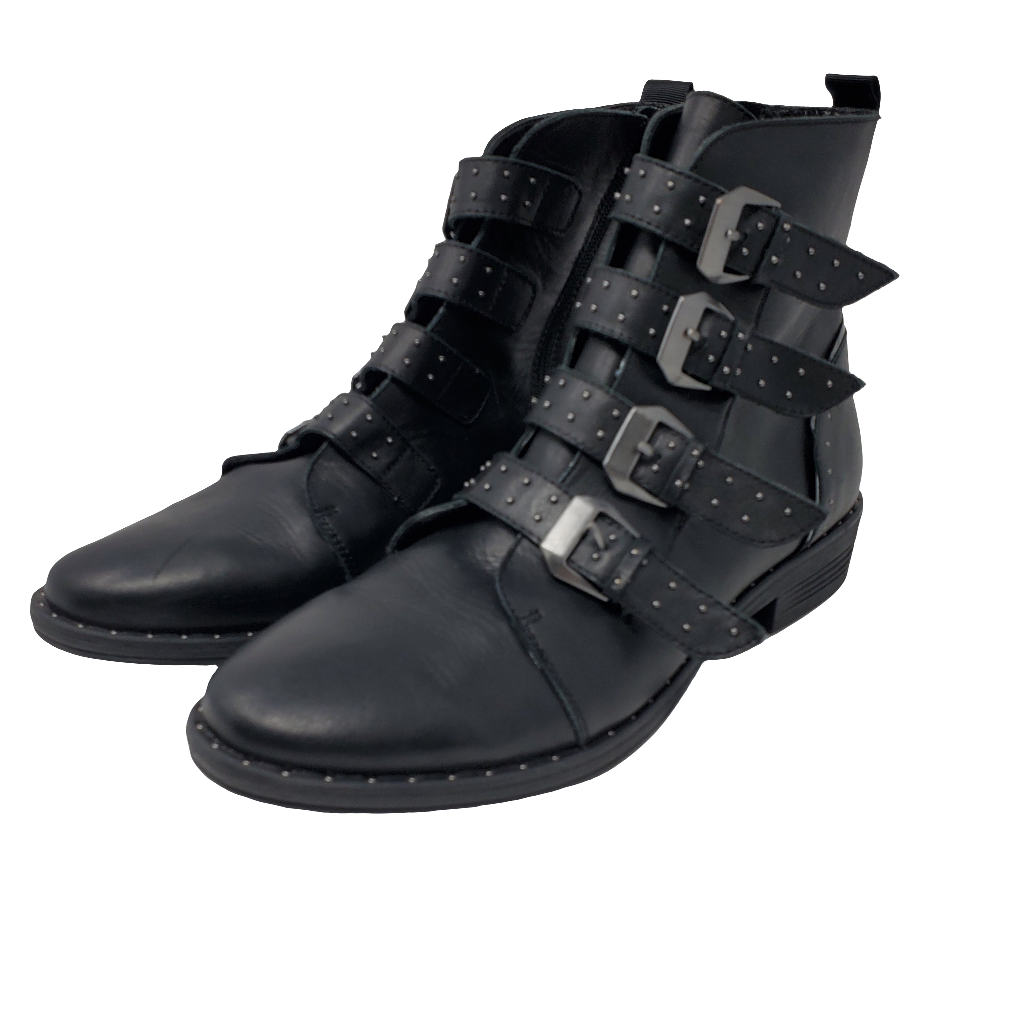 Steve Madden Women's Pursue Black Leather Buckle strap boot Size 10