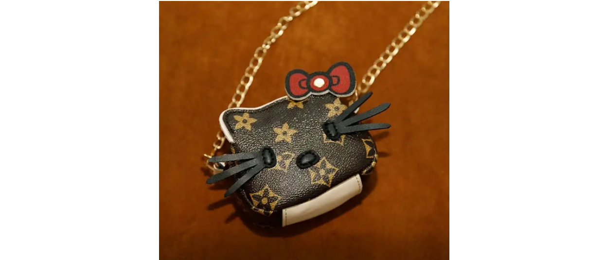 Hello Kitty Cute Mini 4" Lipstick Crossbody Purse