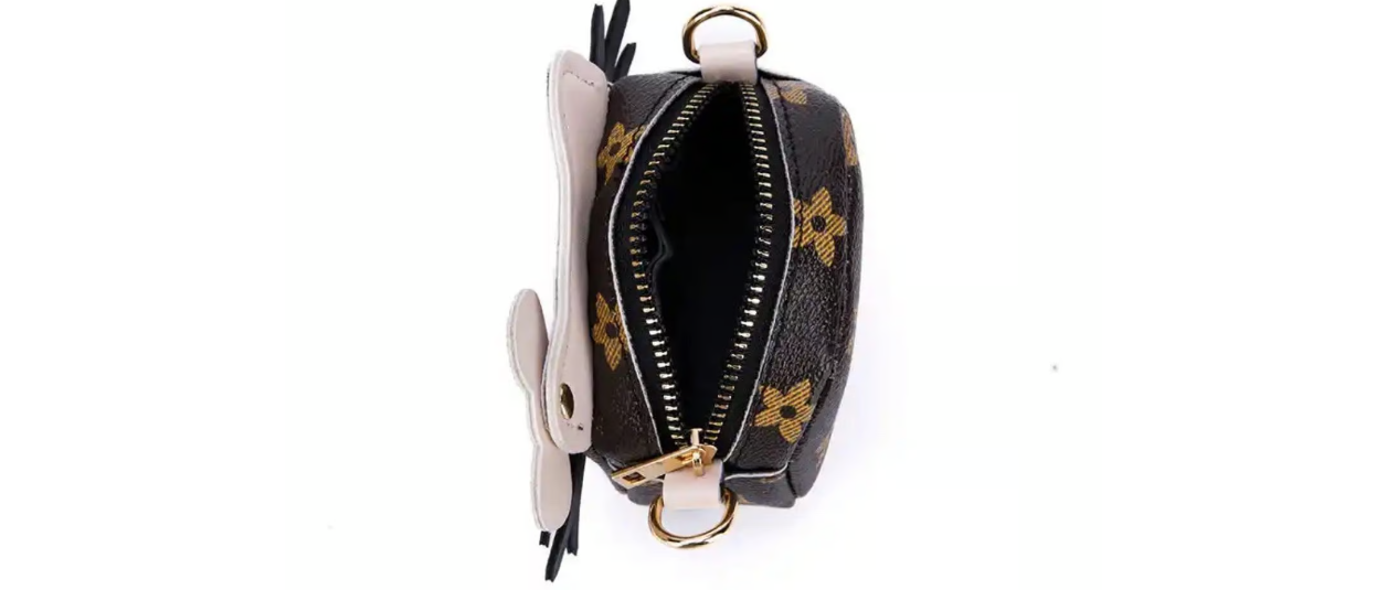 Hello Kitty Cute Mini 4" Lipstick Crossbody Purse