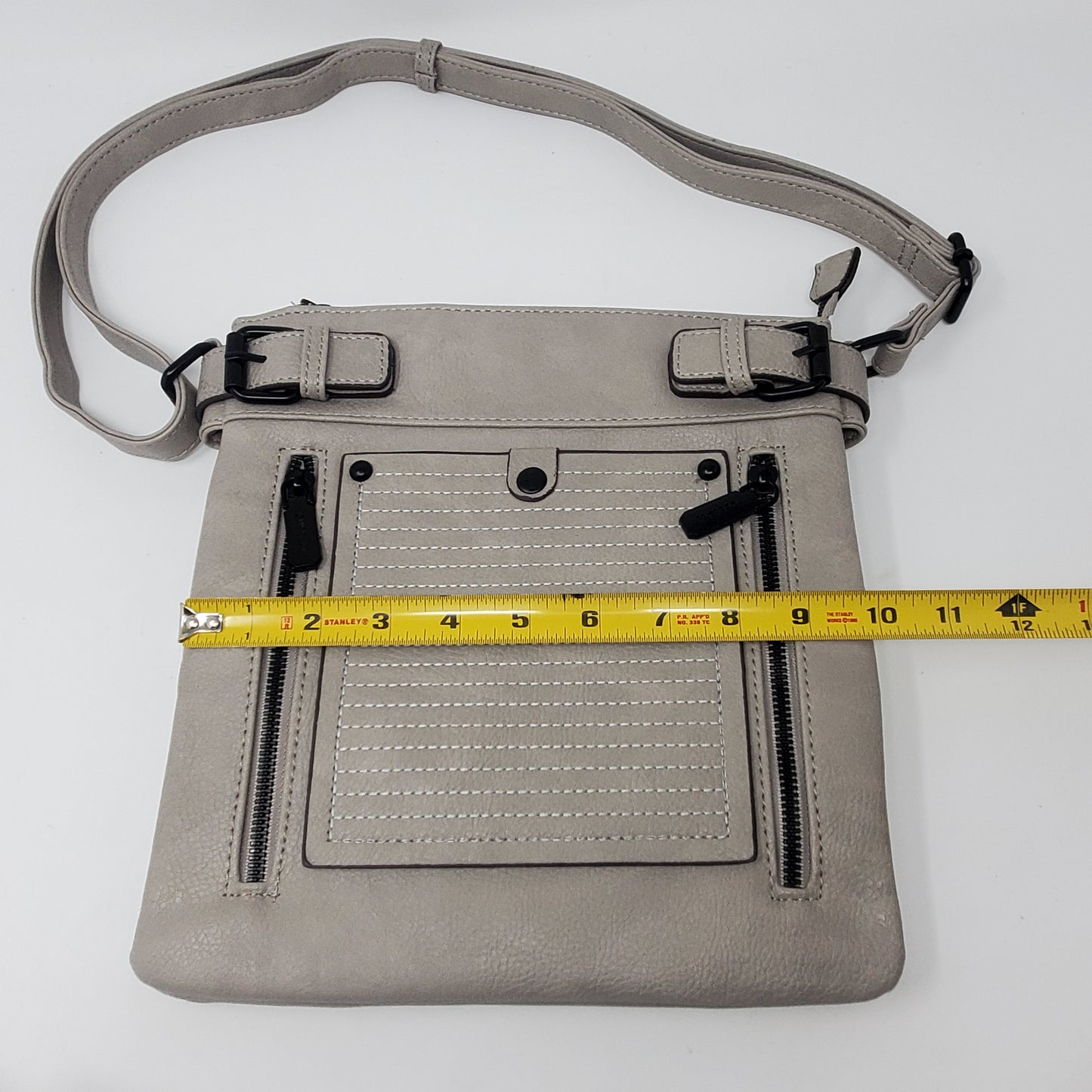 Gussaci Crossbody Purse pleather material