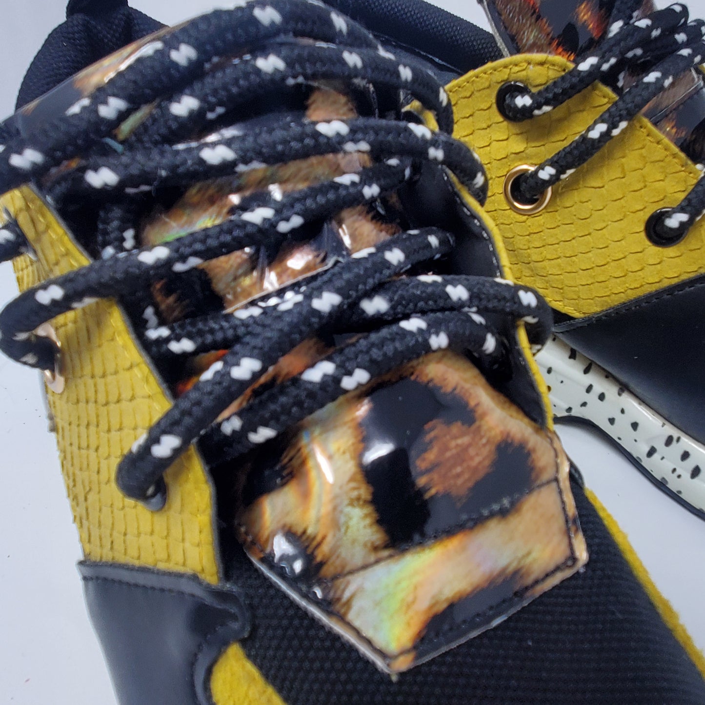 Steve Madden Women Cliff Wedge Yellow Suede w/ Leopard Print Sneaker Womens Size 10