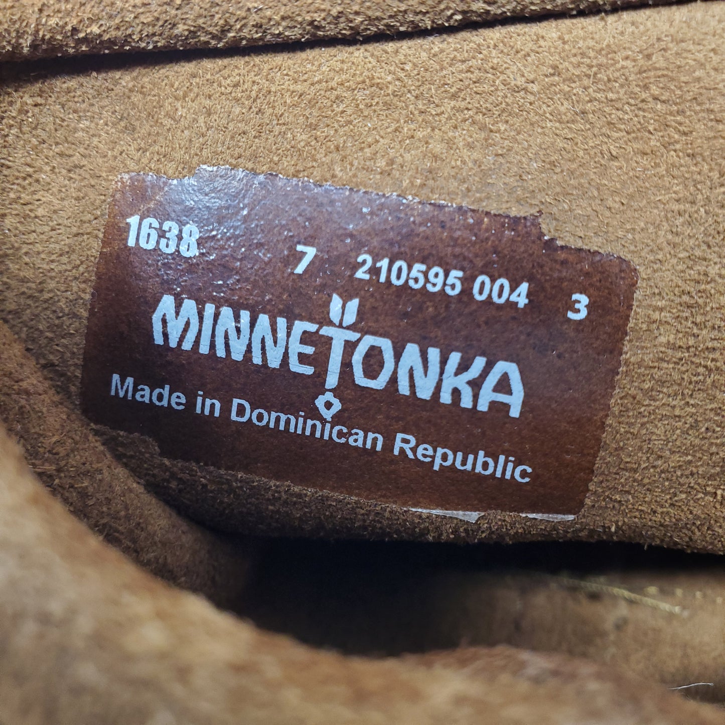 Women Minnetonka 3 Layer Fringe Boot