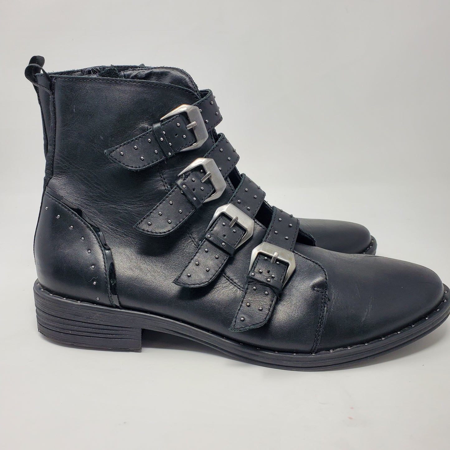Steve Madden Women's Pursue Black Leather Buckle strap boot Size 10