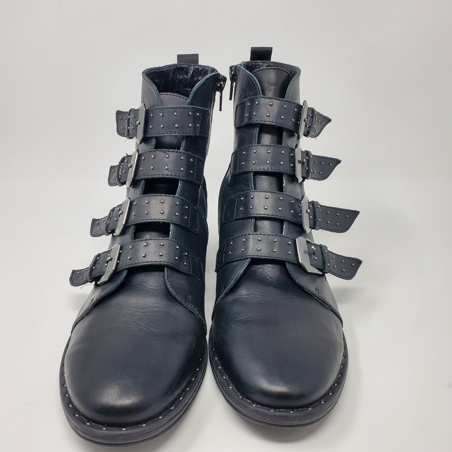 Steve Madden Women's Pursue Black Leather Buckle strap boot Size 10