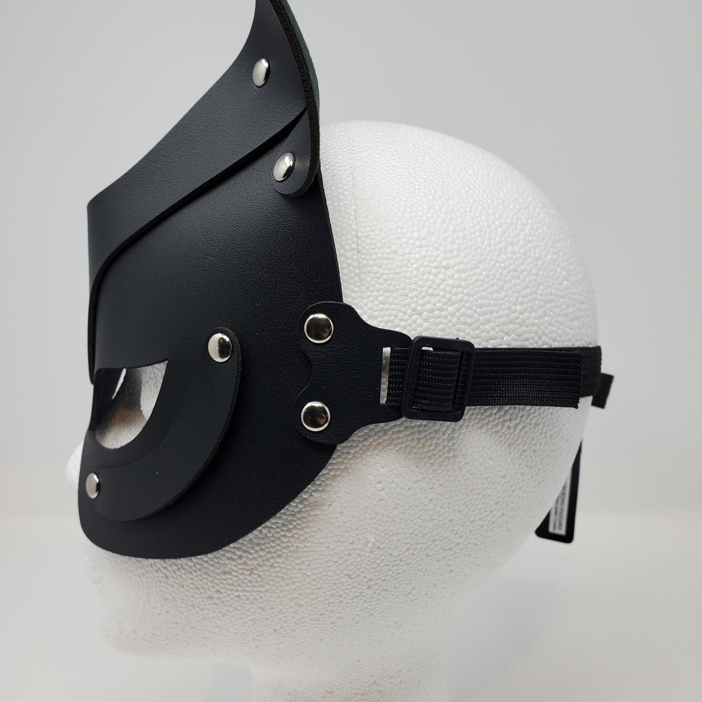 Leatherette cat face mask made of good polyurethane leather material