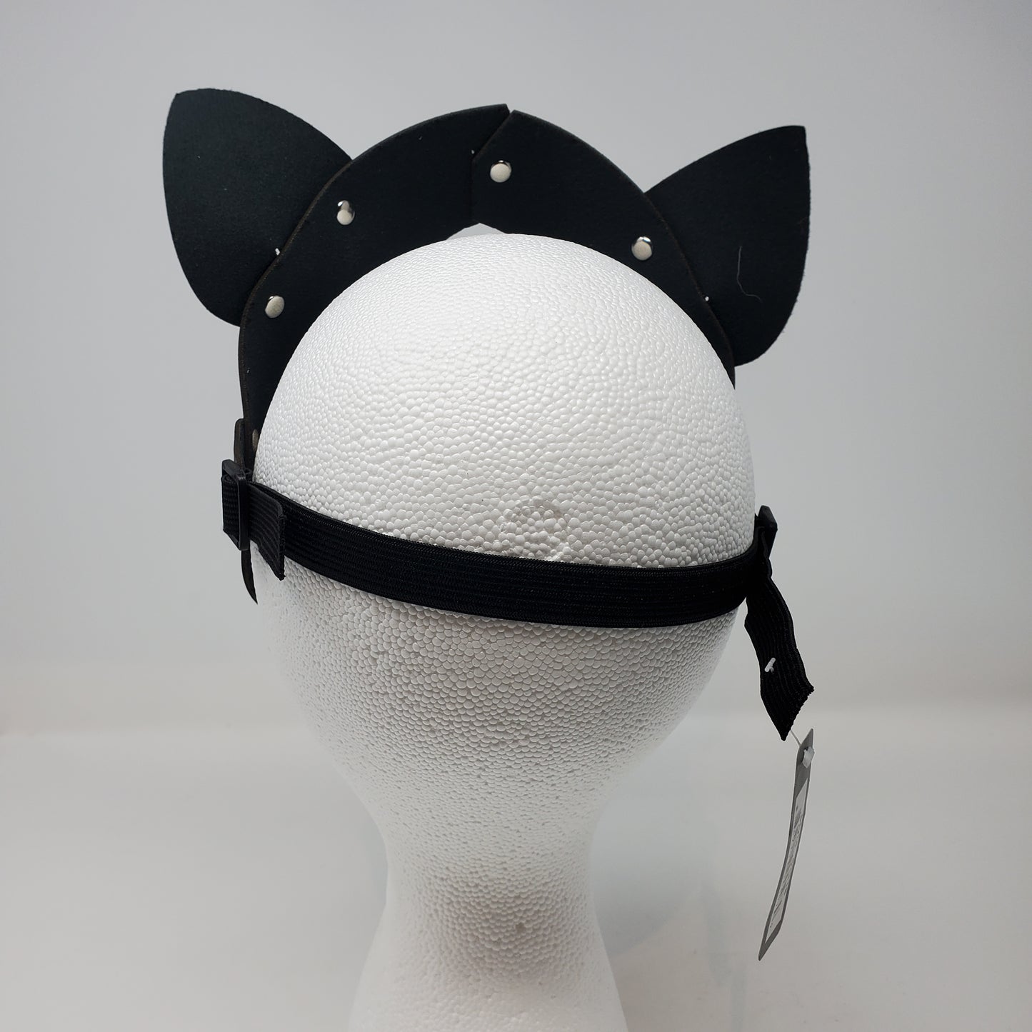 Leatherette cat face mask made of good polyurethane leather material