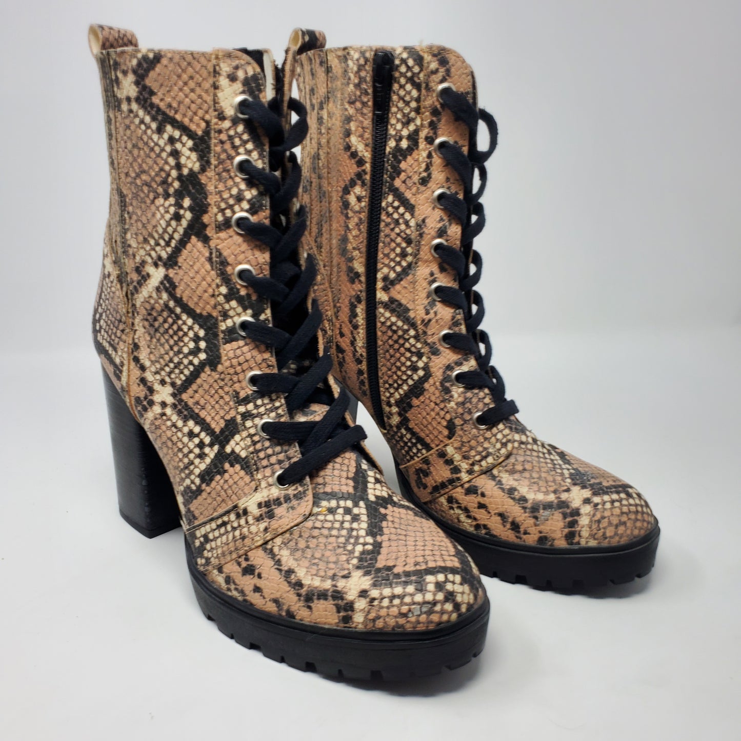 Steve Madden Womens  Snake Print Block High heel Lace up Combat boots Size 10M