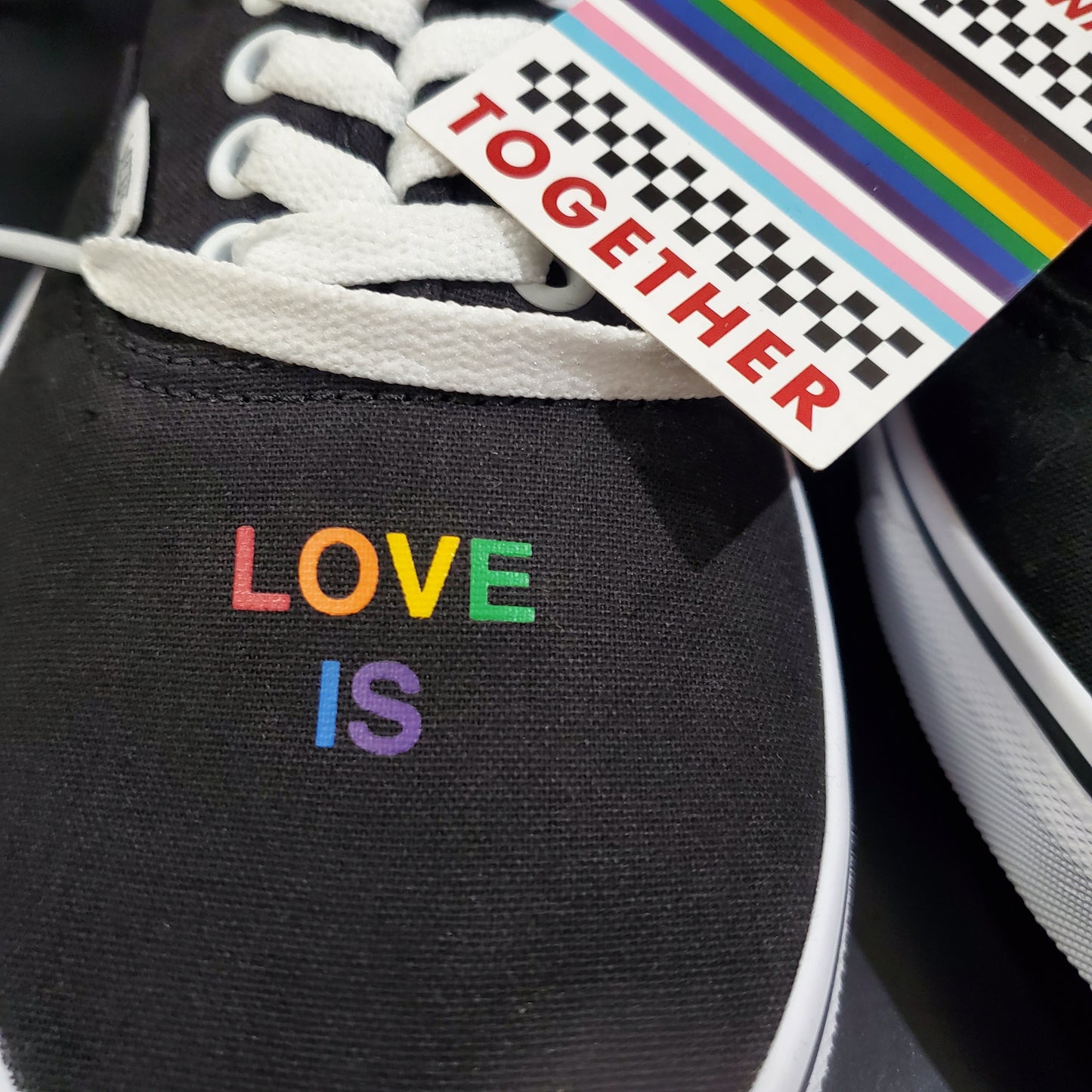 New Van's Pride Collection  Love is Love Shoe Men Size 10